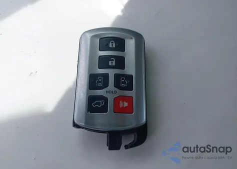 2014 Toyota Sienna Xle V6 8 Passenger z USA, uszkodzony, nr VIN 5TDYK3DC7ES510692